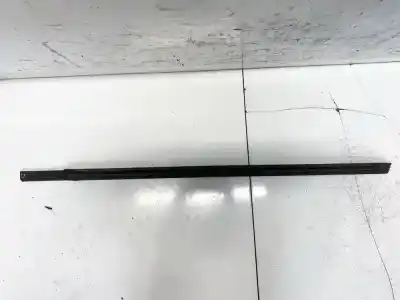 Pezzo di ricambio per auto di seconda mano plastiche per citroen c4 picasso ii 1.6 bluehdi 120 riferimenti oem iam 9677090980  