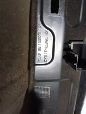 Peça sobressalente para automóvel em segunda mão porta luvas por bmw 3 (e30) m3 2.3 referências oem iam 13308550jet  13308550-jet, 13308551