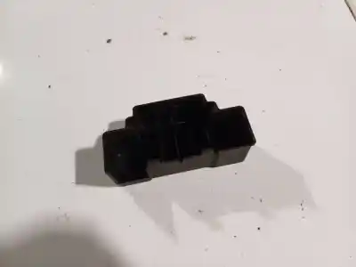 Second-hand car spare part fuse box unit for bmw 3 (e30) m3 2.3 oem iam references 74338300  743 383-00, 13 129 783, 13129783