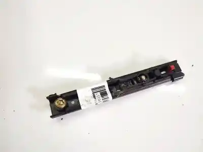 Автозапчасти б/у ЛЕВЫЙ ПЕРЕДНИЙ КРЮК РЕМНЯ за SAAB 900 I (AC4, AM4) 2.0 I ссылки OEM IAM   
