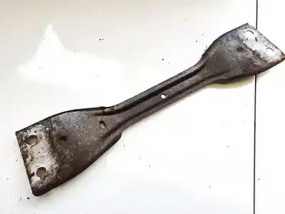 Second-hand car spare part engine support for opel kadett e fastback (t85) 1.4 s (c08, c48, d08, d48) oem iam references   