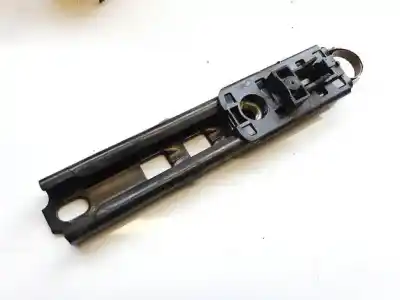 Pezzo di ricambio per auto di seconda mano GANCIO CINTURA ANTERIORE SINISTRO per MERCEDES-BENZ W211, 2002.03 - 2006.04 E 200 CDI 75KW 2002.07 - 2008.12 Riferimenti OEM IAM A2118600088  
