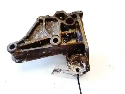 Pezzo di ricambio per auto di seconda mano SUPPORTO MOTORE per AUDI A3, 8L 2000.10 - 2003.05 FACELIFT 1.9 TDI 81KW 1997.08 - 2001.07 Riferimenti OEM IAM 1J0199117P  