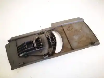 Автозапчастина б/у пластика для audi a3 (8l) 1.9 tdi посилання на oem iam 8d0367  