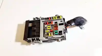 Tweedehands auto-onderdeel relais/zekeringenkastje voor bmw 3 (e30) m3 2.3 oem iam-referenties 13222786