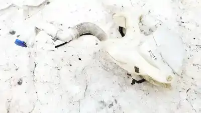 Second-hand car spare part windscreen washer bottle for nissan bluebird hatchback (t72, t12) 1.6 oem iam references 6g912a659ab