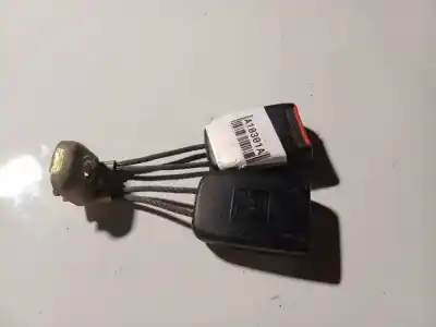 Автозапчастина б/у центральний задній гачок для audi a6 avant (c4) 2.5 tdi посилання на oem iam 4a0657739h