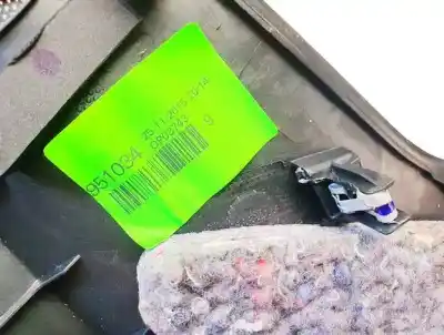 Pezzo di ricambio per auto di seconda mano plastiche per citroen c4 picasso ii 1.6 bluehdi 120 riferimenti oem iam 951034  