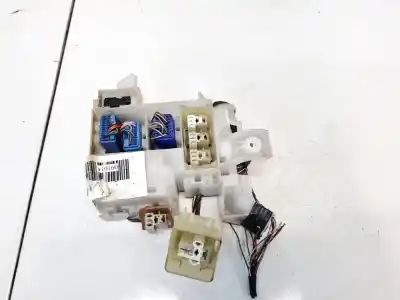 Pezzo di ricambio per auto di seconda mano scatola relè/fusibili per toyota corolla (e12) 2.0 d-4d sol berlina riferimenti oem iam 7019