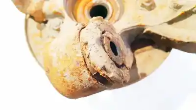 Second-hand car spare part rear right knuckle for honda cr-v (rd8) 2.0 vtec cat oem iam references   