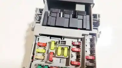 Second-hand car spare part fuse box unit for bmw 3 (e30) m3 2.3 oem iam references 13222786  