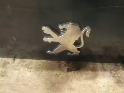 Second-hand car spare part front badge for saab 900 i (ac4, am4) 2.0 i oem iam references 