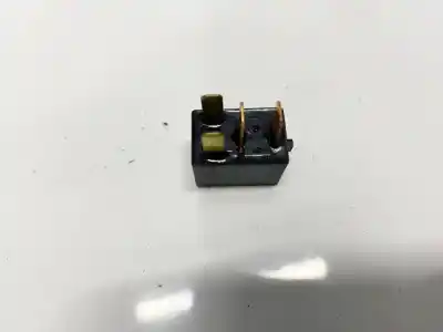 Pezzo di ricambio per auto di seconda mano relè per opel corsa a fastback (s83) 1.2 i (f08, m08, f68, m68) riferimenti oem iam g8hlh71  g8hl-h71, 1336a121