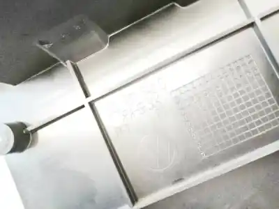 Pezzo di ricambio per auto di seconda mano plastica per opel kadett e fastback (t85) 1.4 s (c08, c48, d08, d48) riferimenti oem iam 3d0937540d  