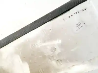 Pezzo di ricambio per auto di seconda mano plastica per opel kadett e fastback (t85) 1.4 s (c08, c48, d08, d48) riferimenti oem iam 3d0867663  