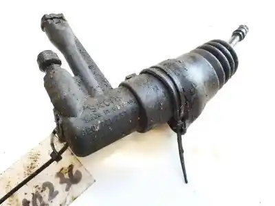 Second-hand car spare part Clutch Cylinder for AUDI A6 C5 (4B2) 2.5 TDI OEM IAM references 8E0721257A  