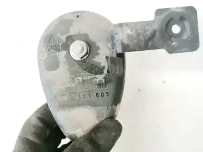 Gebrauchtes Autoersatzteil horn zum opel kadett e fastback (t85) 1.4 s (c08, c48, d08, d48) oem-iam-referenzen 1j0951605  
