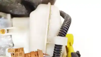 Автозапчасти б/у тормозной насос за bmw 3 (e30) m3 2.3 ссылки oem iam 2430082  