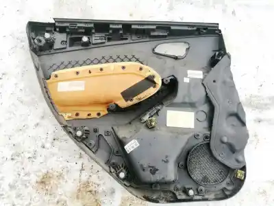 Автозапчасти б/у обивка задней правой двери за nissan bluebird hatchback (t72, t12) 1.6 ссылки oem iam bm51a2740701  bm51a27407a