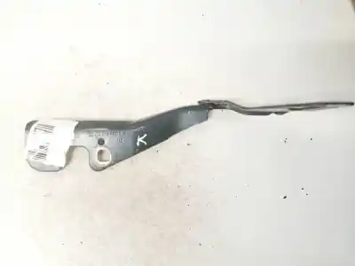 Second-hand car spare part BONNET HINGE for BMW 3 (E30) M3 2.3 OEM IAM references 13213447  