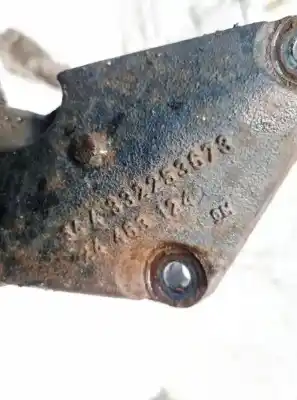 Second-hand car spare part engine support for opel meriva b 1.7 16v cdti oem iam references 24463124  