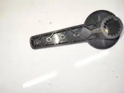 Pezzo di ricambio per auto di seconda mano plastiche per ford c-max (cb3) 1.6 tdci cat riferimenti oem iam 330481  