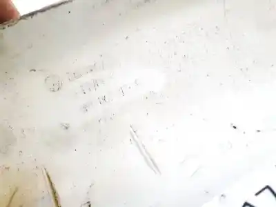 Peça sobressalente para automóvel em segunda mão plásticos por volkswagen passat variant (3b5) 1.9 tdi referências oem iam 3b9867287b  