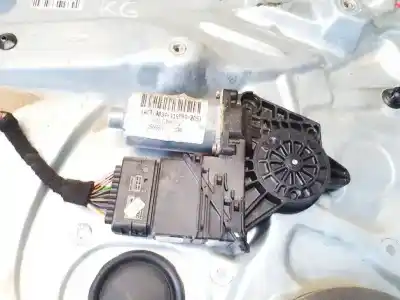Автозапчастина б/у двиг скла задне ліво для volkswagen passat variant (3b5) 1.9 tdi посилання на oem iam 9700119097202