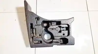 Second-hand car spare part plastics for opel kadett e fastback (t85) 1.4 s (c08, c48, d08, d48) oem iam references 1k6858858e