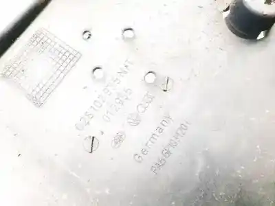 Автозапчасти б/у крышка двигателя за volkswagen passat variant (3b5) 1.9 tdi ссылки oem iam 028103935  012955