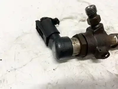 Автозапчастина б/у инжектор для nissan bluebird hatchback (t72, t12) 1.6 посилання на oem iam 4m5q9f593ad  