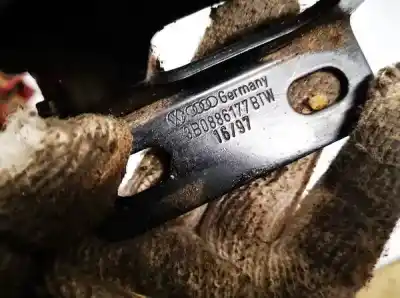 Автозапчастина б/у пластикler для volkswagen passat variant (3b5) 1.9 tdi посилання на oem iam 3b0886177  