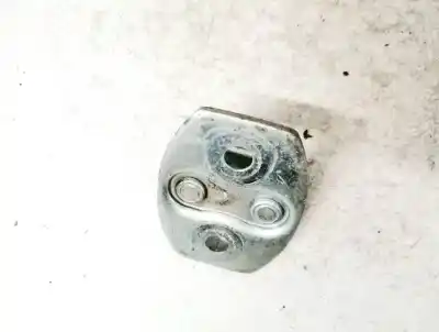 Pezzo di ricambio per auto di seconda mano pezzi vari per toyota corolla (e12) 2.0 d-4d sol berlina riferimenti oem iam   