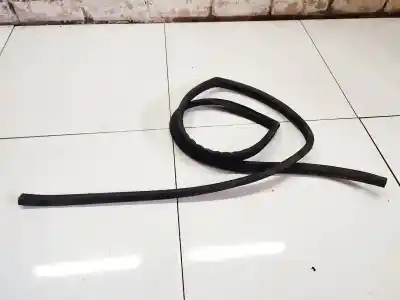 Pezzo di ricambio per auto di seconda mano GOMMA CONTORNO PORTA per TOYOTA AVENSIS CROSS SPORT (T27) 2.2 D-CAT Riferimenti OEM IAM   