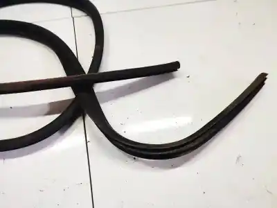 Автозапчасти б/у контур двери резиновый за nissan bluebird hatchback (t72, t12) 1.6 ссылки oem iam   