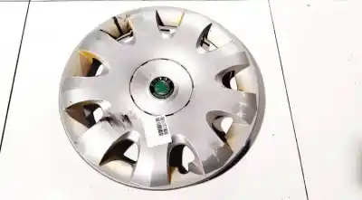 İkinci el araba yedek parçası HUB KAPAKLARI için SKODA OCTAVIA COMBI (1Z5) 2.0 TDI OEM IAM referansları 1Z0601147A  