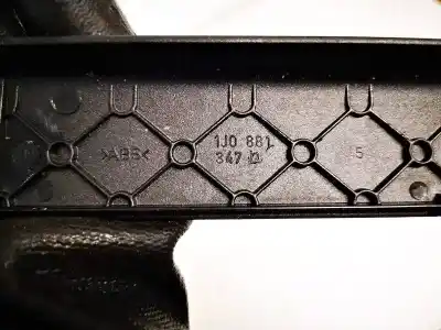 Pezzo di ricambio per auto di seconda mano plastiche per volkswagen bora variant (1j6) 1.9 tdi riferimenti oem iam 1j0881347  