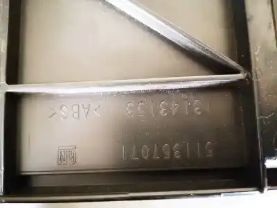 Pezzo di ricambio per auto di seconda mano plastica per bmw 3 (e30) m3 2.3 riferimenti oem iam 13143153  511357071
