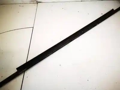 Pezzo di ricambio per auto di seconda mano plastica per bmw 3 (e30) m3 2.3 riferimenti oem iam 093318940  