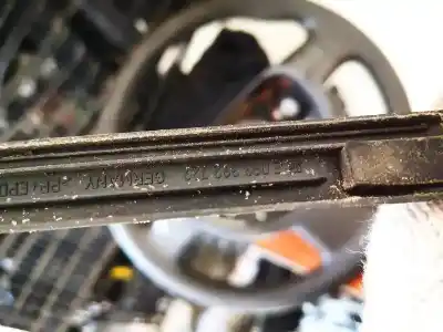 Pezzo di ricambio per auto di seconda mano plastica per bmw 3 (e30) m3 2.3 riferimenti oem iam 093392729  