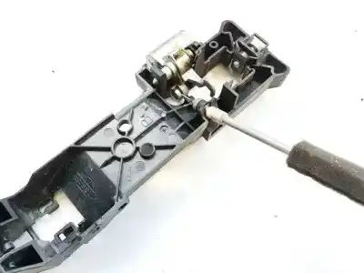 Pezzo di ricambio per auto di seconda mano maniglia esterna anteriore destra per nissan note (e11e) 1.4 cat riferimenti oem iam 242275  