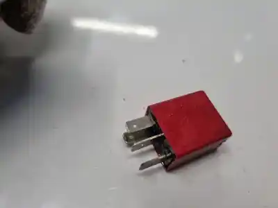 Peça sobressalente para automóvel em segunda mão RELÉ PARA AUTOMÓVEL por FIAT STILO MULTI WAGON (192) 1.6 16V Referências OEM IAM 46520412  