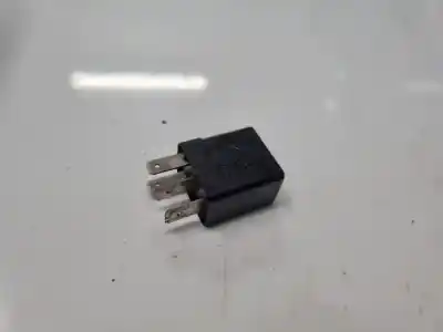 Peça sobressalente para automóvel em segunda mão RELÉ PARA AUTOMÓVEL por FIAT STILO MULTI WAGON (192) 1.6 16V Referências OEM IAM 46520421  