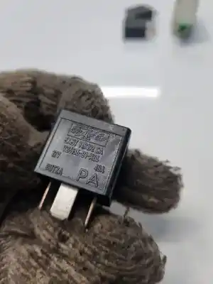 Second-hand car spare part relay for ford focus c-max (cap) 1.8 cat oem iam references 5m5t14b192ca  5m5t 14b192 ca, v23136-b1-x66, v23136b1x66