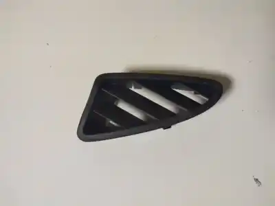 Second-hand car spare part AIR VENTILATION GRILLE for VOLKSWAGEN GOLF PLUS V (5M1, 521) 1.9 TDI OEM IAM references 5M0819706A  