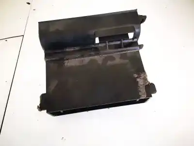 Pezzo di ricambio per auto di seconda mano plastica per bmw 3 (e30) m3 2.3 riferimenti oem iam 13265750  