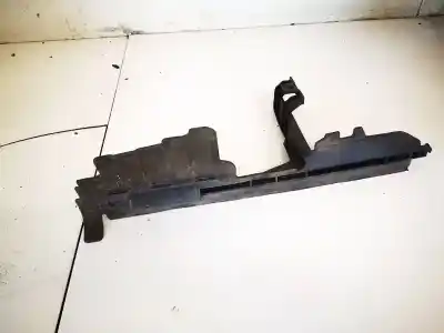 Pezzo di ricambio per auto di seconda mano plastica per bmw 3 (e30) m3 2.3 riferimenti oem iam 315671560