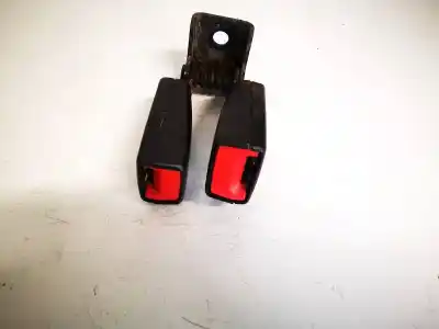 Pièce détachée automobile d'occasion BOUCLE DE CEINTURE DE SÉCURITÉ ARRIERE CENTRAL pour BMW 3 (E30) M3 2.3 Références OEM IAM 13251482  