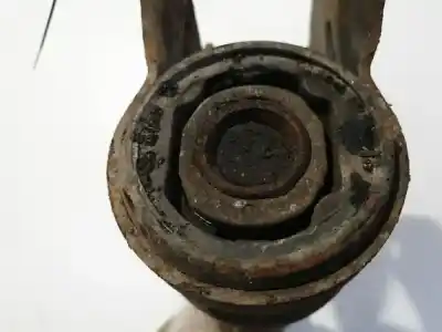 Автозапчасти б/у передний правый нижний рычаг подвески за nissan bluebird hatchback (t72, t12) 1.6 ссылки oem iam   