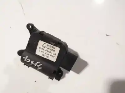Peça sobressalente para automóvel em segunda mão MOTOR DE ABERTURA DA COMPORTA DE SOFAGEM por VOLKSWAGEN PASSAT VARIANT (3C5) 1.9 TDI Referências OEM IAM 3C0907511B  